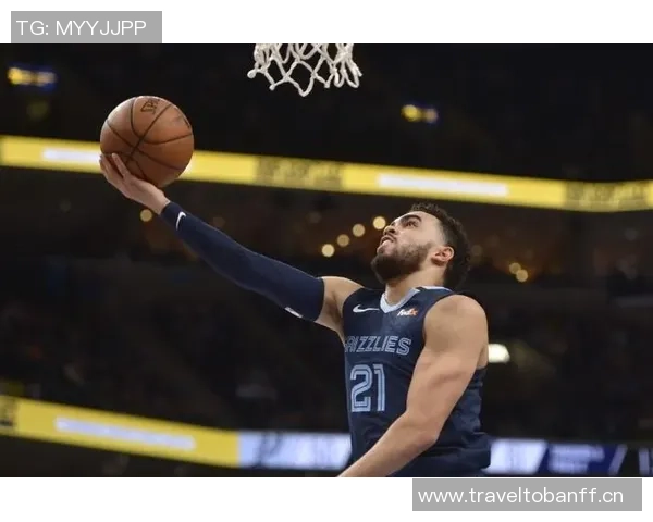 小卡特称赞泰厄斯琼斯为理想控卫强调其卓越沟通能力和团队价值