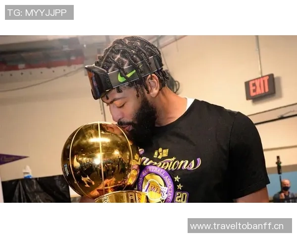 湖媒调侃哈里森球衣要求湖人退役引发球迷热议